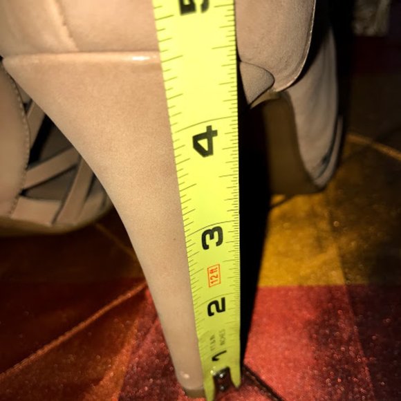 ❌SOLD❌Faux/Leather Cage - Picture 13 of 13